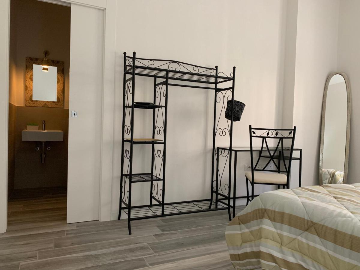 B&B Natu 卡利亚里 外观 照片